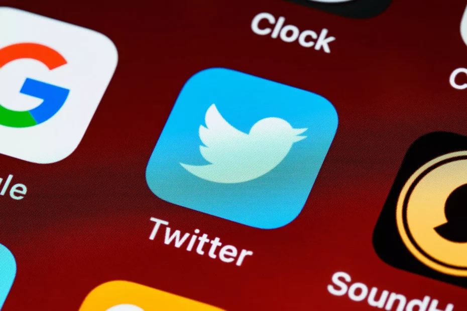 3 Simple Tactics for Using Twitter as an Effective Ad Channel